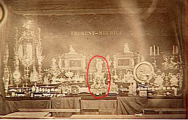 Presentation des oeuvres de Froment-Meurice
à l'Exposition de 1849.
Photo Pierre-Ambroise Richebourg.
Tirage albuminé à partir de négatif verre au collodion.
Paris, Musée d'Orsay.