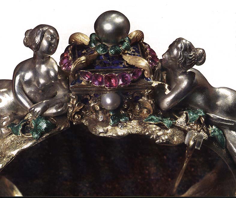 James Pradier et F.-D. Froment-Meurice,
Bracelet aux Nymphes, 1841.
Argent et pierres pr�cieuses.
Coll. particuli�re.