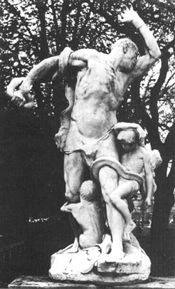Jean-Baptiste Hugues,
L'homme et sa misre (1907).
Groupe en marbre, H. 2,86 m.
Jardin des Tuileries.
Photo muse d'Orsay, 1982.