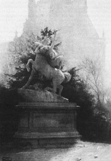 Laurent-Honor Marqueste,
Le Centaure Nessus enlevant Djanire (1894).
Jardin des Tuileries.
Photo Robert Demachy.
Cl. muse d'Orsay
