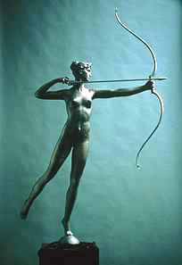 Augustus Saint-Gaudens,
Diane (deuxime version, demi-grandeur).
Bronze, H. 198 cm., L. 130 cm., P. 66 cm.
Saint-Gaudens National Historic Site,
Cornish, New Hampshire (tats-Unis).